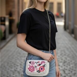 Floral Embroidered Mini Crossbody Bag White Pink Chain Strap Cottagecore Boho